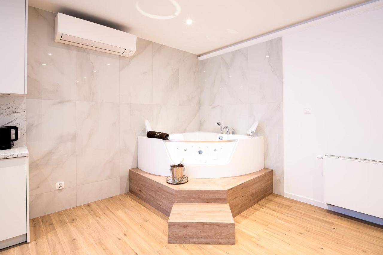 Hotel apartamentowy Jacuzzi Prestige *